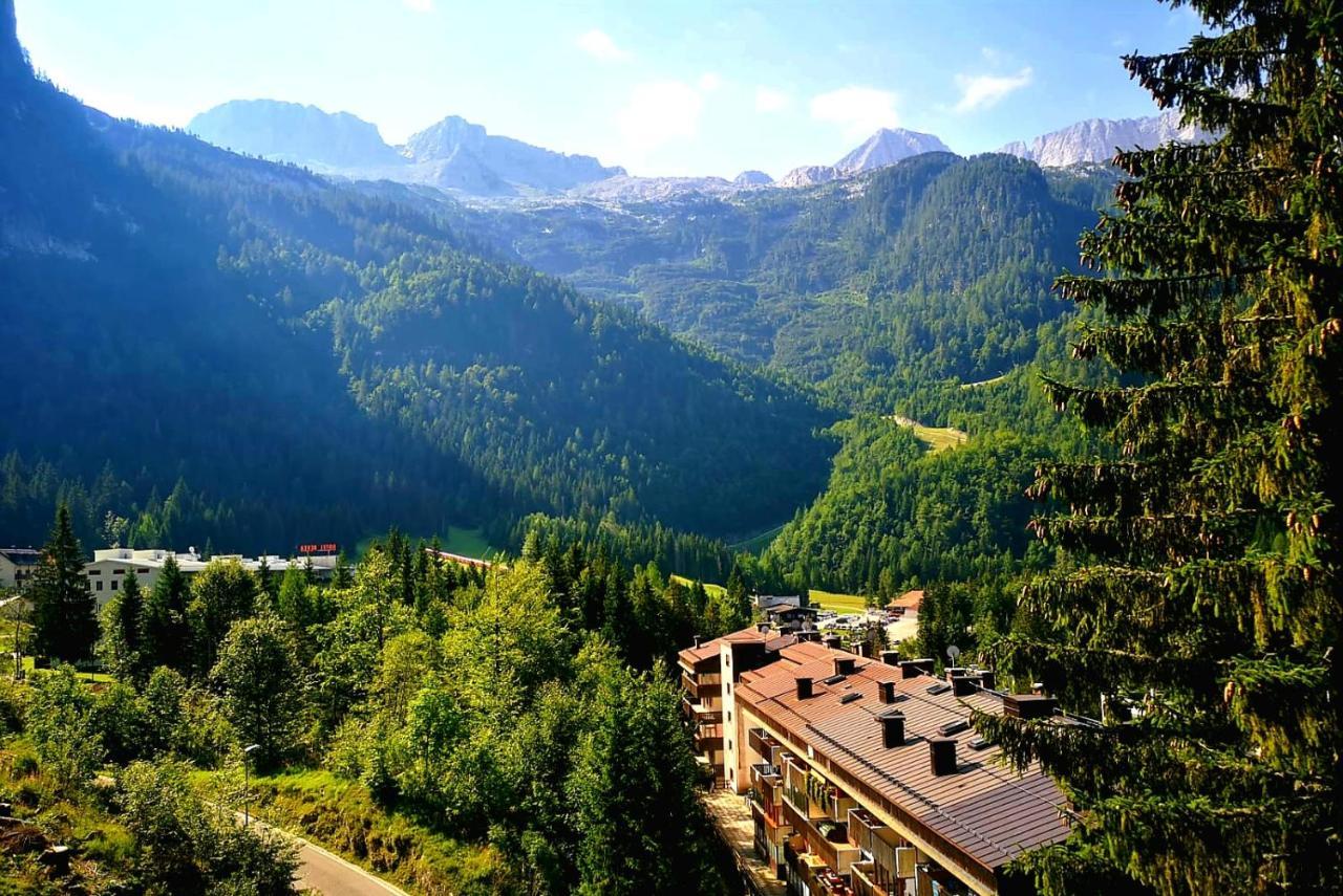 View-Stunning 2 Bedroom Apartment In The Heart Of Alps セッラ・ネヴェア エクステリア 写真